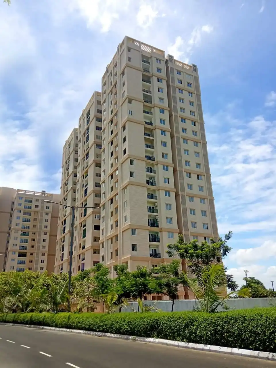 Pacifica Aurum Pride – Tower View